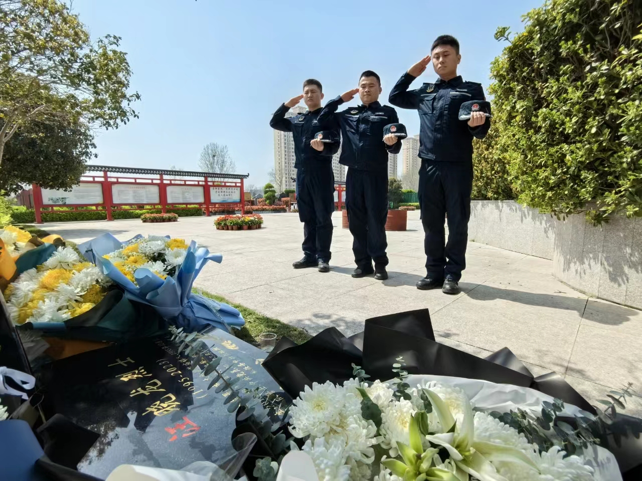 讓英模故事喚起情感共鳴和價(jià)值共振